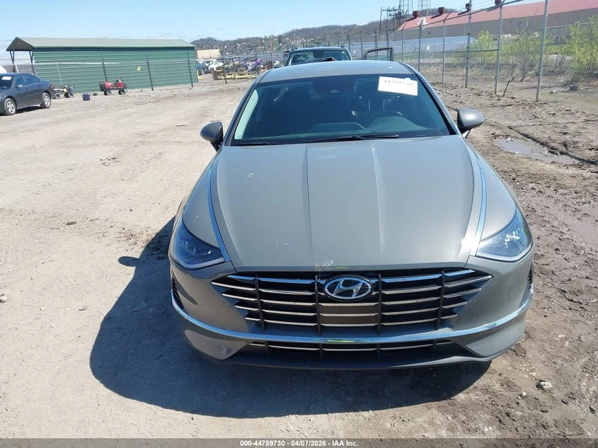 Hyundai Sonata 2.5l Se, снимка 13 - Автомобили и джипове - 54181765