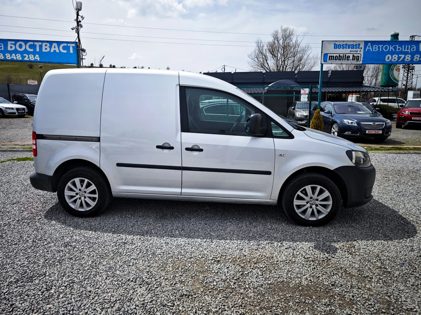 VW Caddy 1.6 TDi Euro 5, снимка 6 - Автомобили и джипове - 54201681