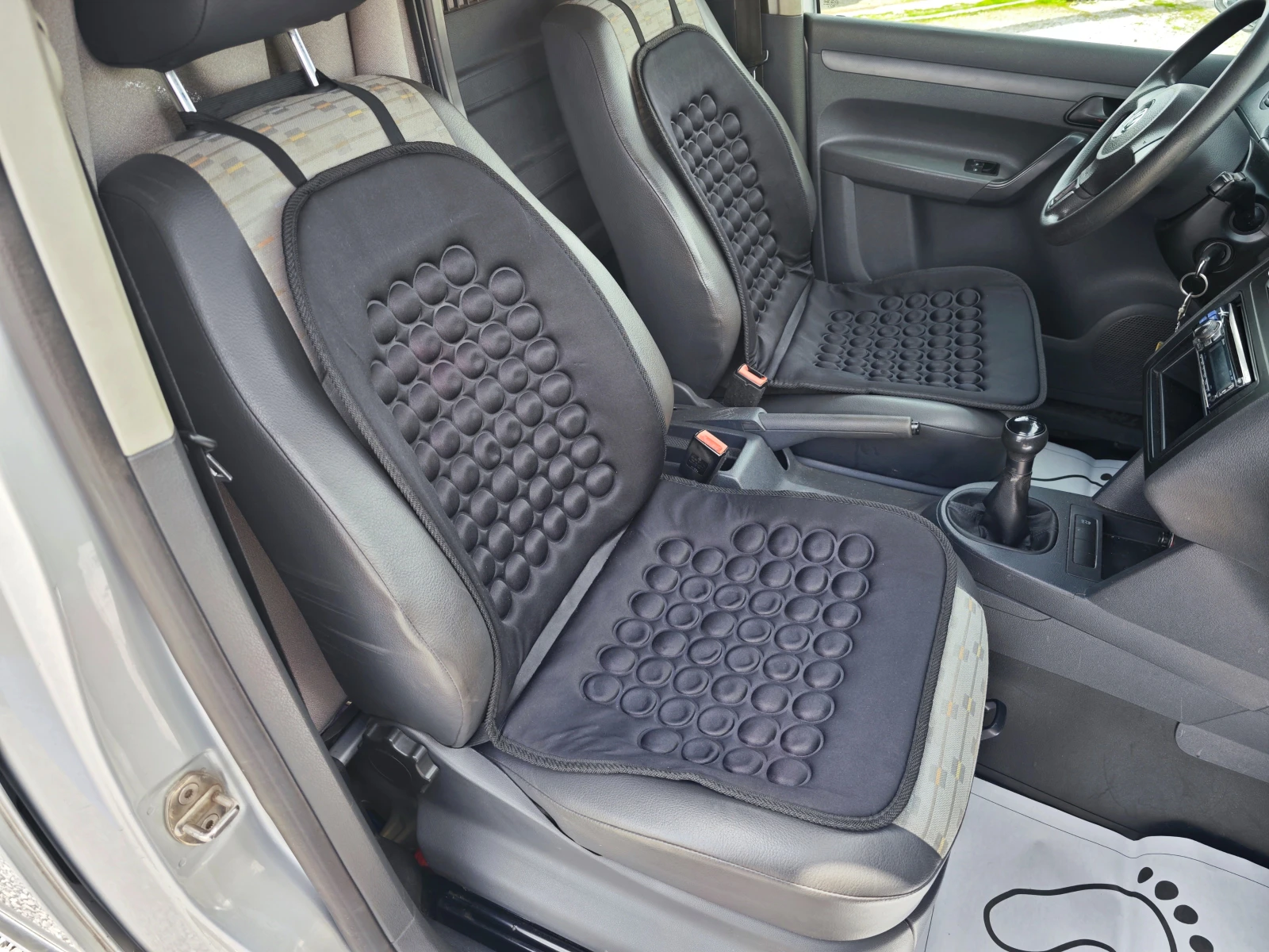 VW Caddy 1.6 TDi Euro 5, снимка 11 - Автомобили и джипове - 54201681