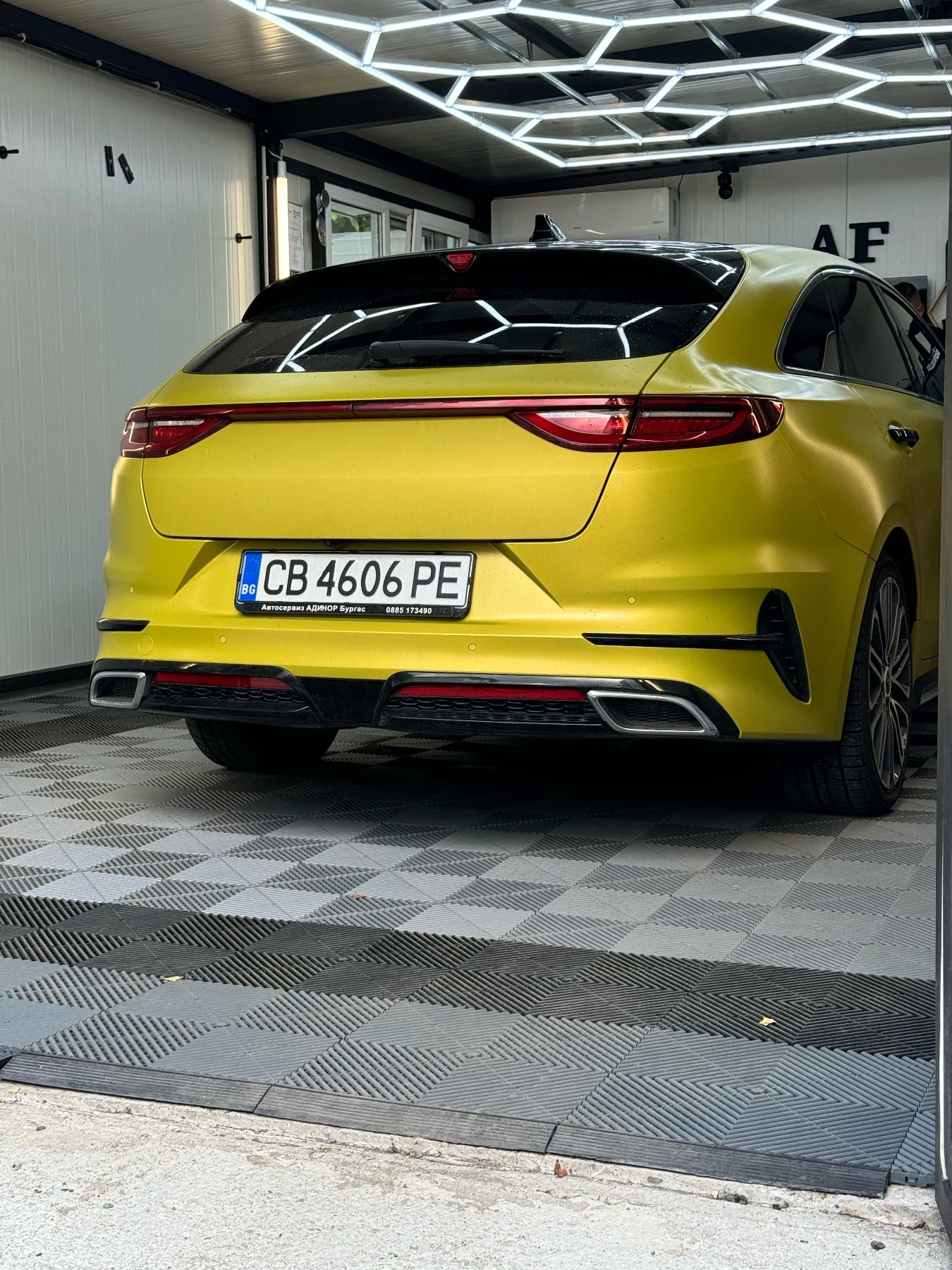 Kia Pro ceed Gt-Line Panorama, снимка 9 - Автомобили и джипове - 54422348