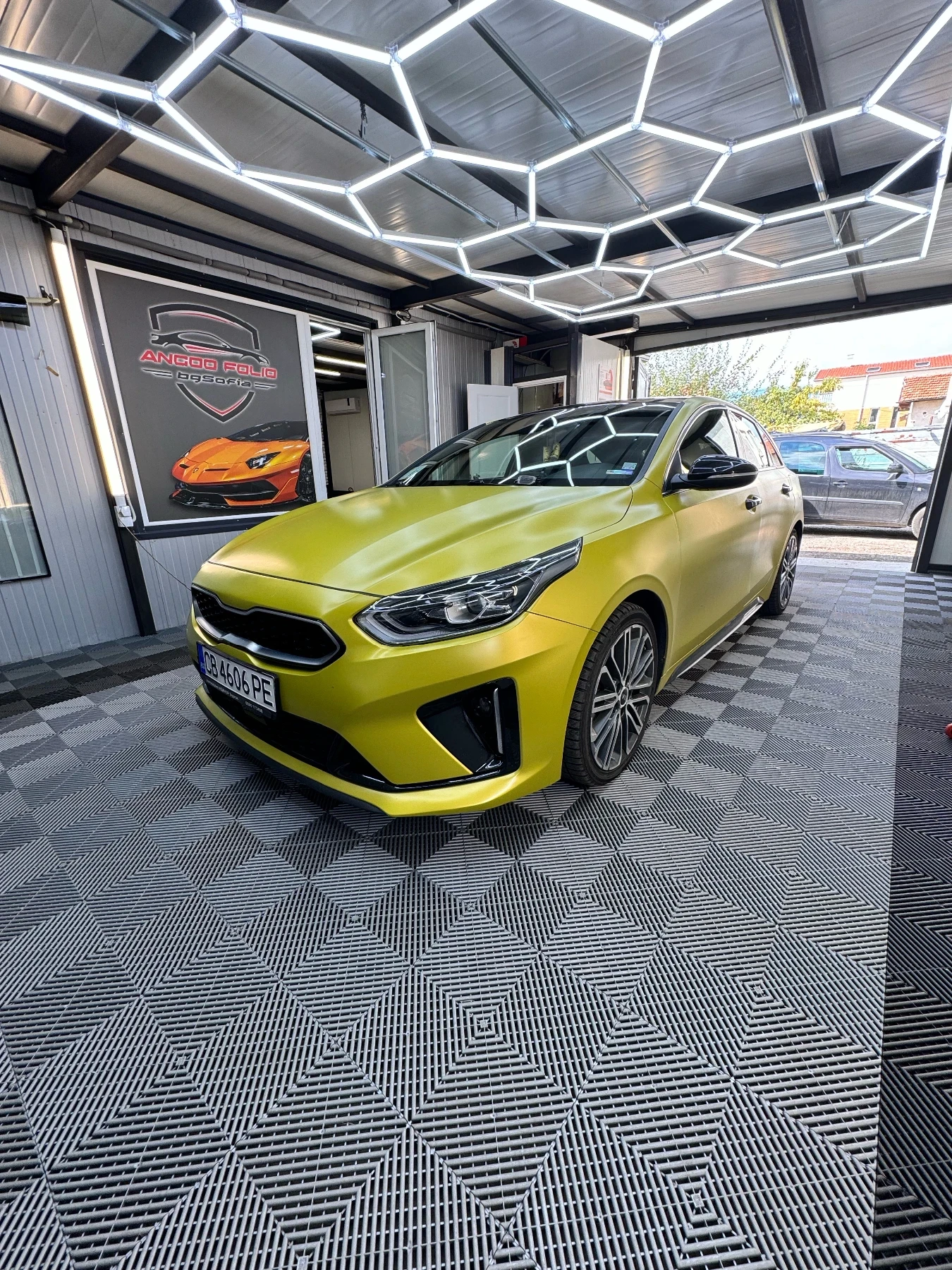 Kia Pro ceed Gt-Line Panorama, снимка 12 - Автомобили и джипове - 54422348