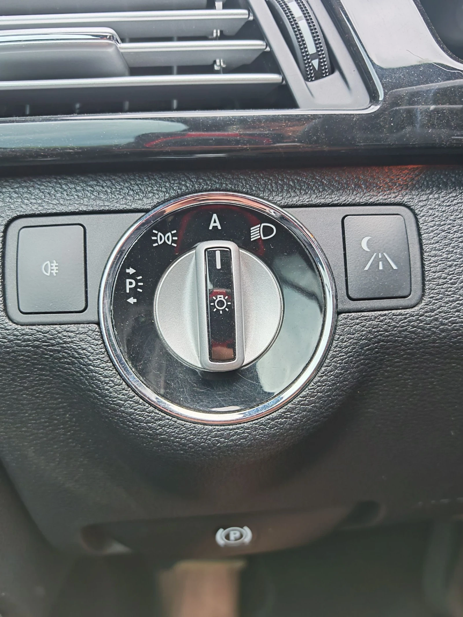 Mercedes-Benz E 63 AMG, снимка 12 - Автомобили и джипове - 54573956