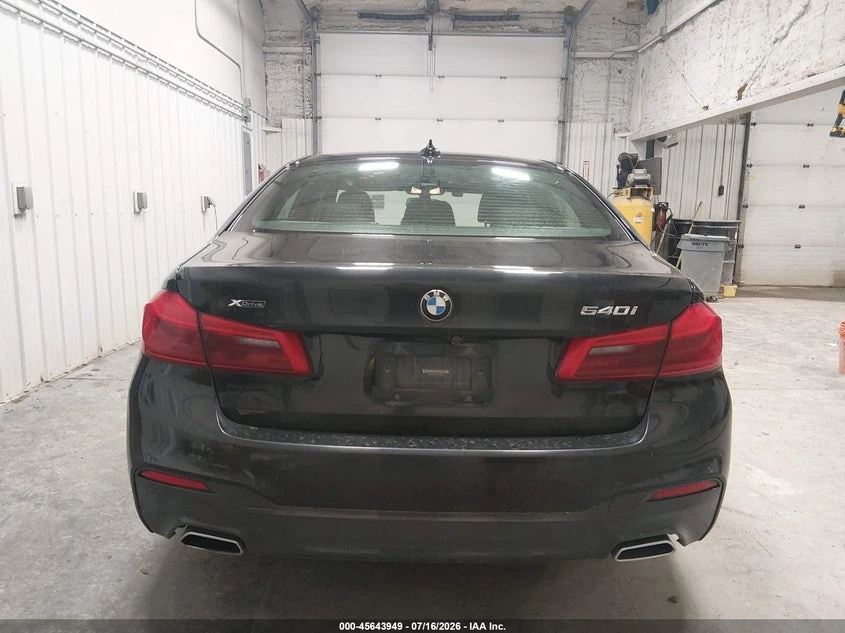 BMW 540 I xDrive M-Pack Автокредит Цена до България, снимка 5 - Автомобили и джипове - 55445261