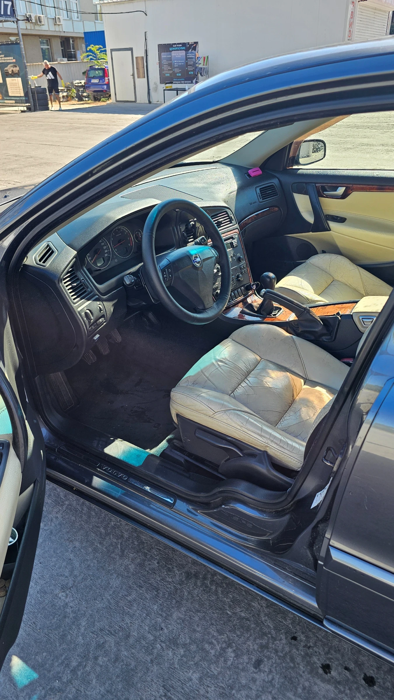 Volvo S60 2.5t awd, снимка 8 - Автомобили и джипове - 55693603