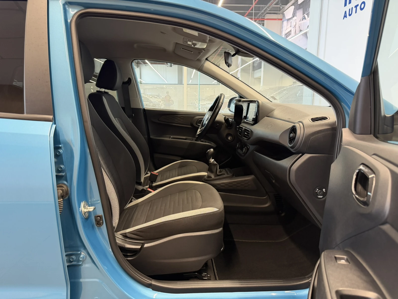 Hyundai I10 EXCLUSIVE, снимка 16 - Автомобили и джипове - 55935288