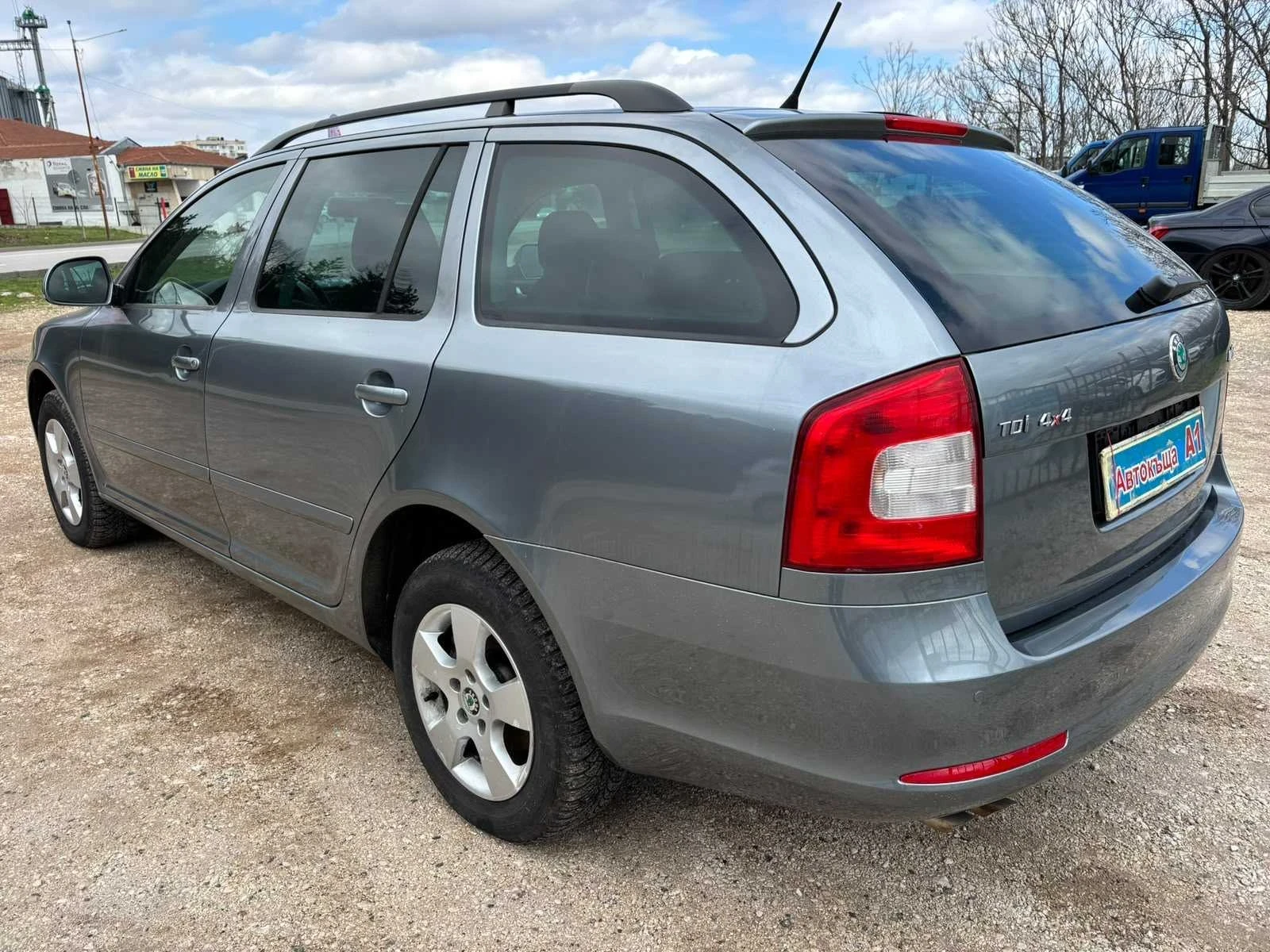 Skoda Octavia, снимка 3 - Автомобили и джипове - 56224117