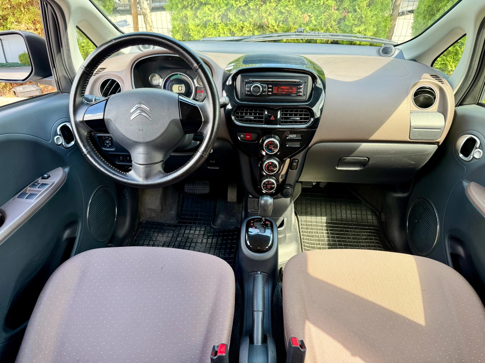 Citroen C - Zero, снимка 12 - Автомобили и джипове - 56595580