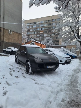 Porsche Cayenne 4.5 Газ, снимка 3