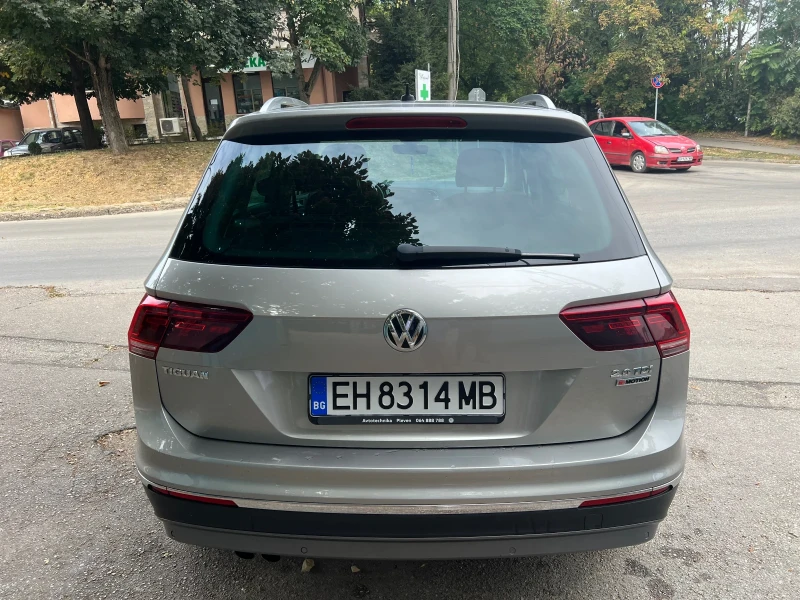 VW Tiguan 2.0TDi, снимка 6 - Автомобили и джипове - 47057177