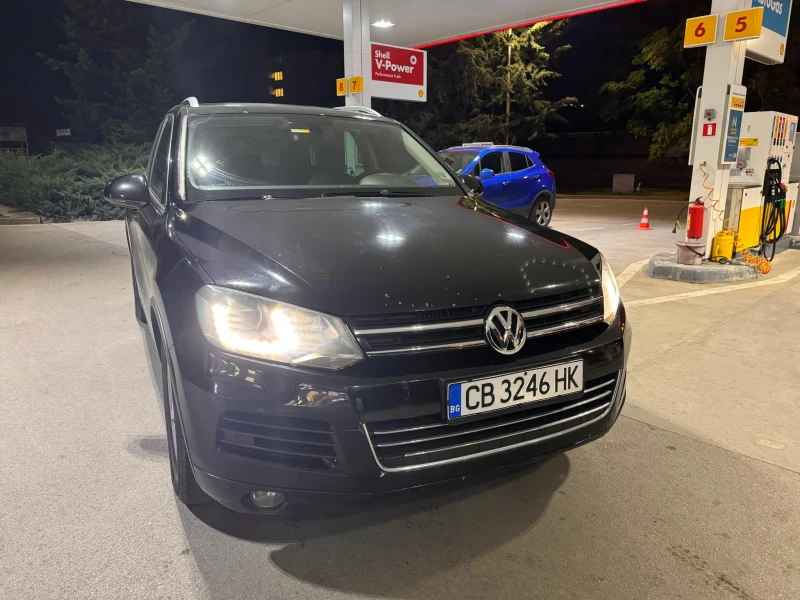 VW Touareg 3.0TDI * NAVI* ПУРЖИНИ* TOP, снимка 4 - Автомобили и джипове - 48120406