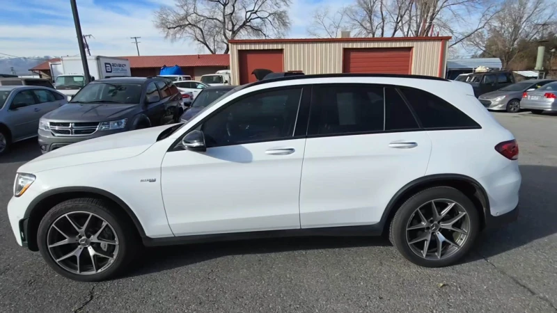 Mercedes-Benz GLC 43 AMG 4Matic* KEYLESS* AUTO PARKIN* ПОДГРЕВ* ПАНОРАМА, снимка 2 - Автомобили и джипове - 48402487