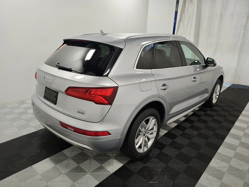 Audi Q5 TFSI, снимка 3 - Автомобили и джипове - 48771013