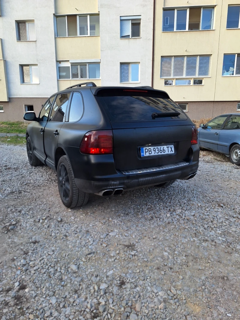 Porsche Cayenne 4.5 Газ, снимка 2 - Автомобили и джипове - 48998253