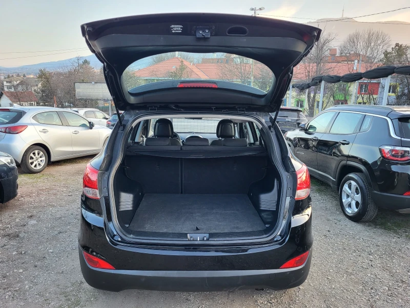 Hyundai IX35 1.7 CRDI , снимка 15 - Автомобили и джипове - 49042391