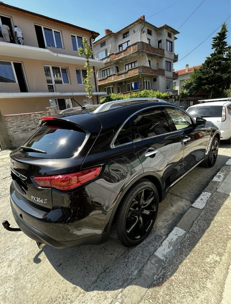 Infiniti Fx 30 S, снимка 6 - Автомобили и джипове - 52532310