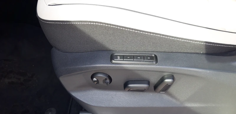 VW Tiguan Highline, снимка 10 - Автомобили и джипове - 52957653