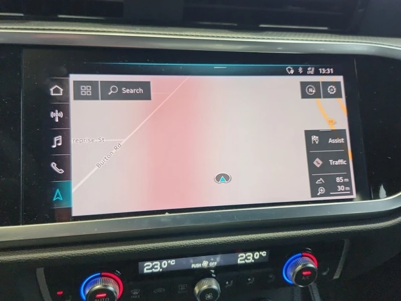 Audi Q3 * TECHNIK * CARFAX * БЕЗ ПЪРВОНАЧАЛНА ВНОСКА, снимка 10 - Автомобили и джипове - 53265186