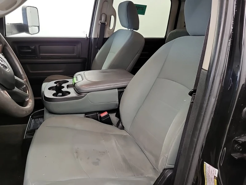 Dodge RAM 1500 * EXPRESS CREW CAB SHORT BED * CARFAX * БЕЗ ПЪРВОН, снимка 5 - Автомобили и джипове - 53428192