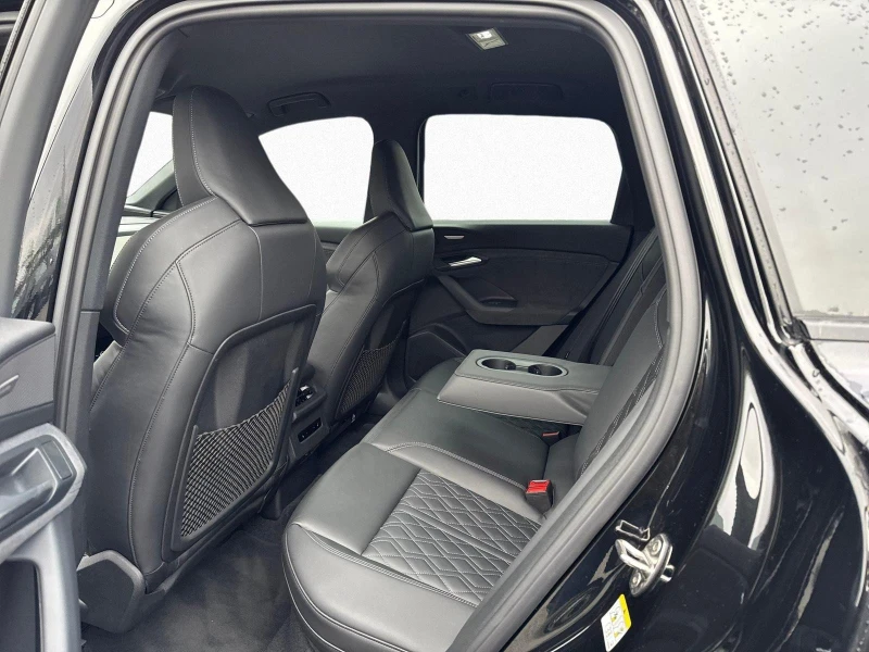 Audi Q6 SQ6 E-TRON/B&O/HEAD UP/MMI DISPLAY/, снимка 12 - Автомобили и джипове - 53454444