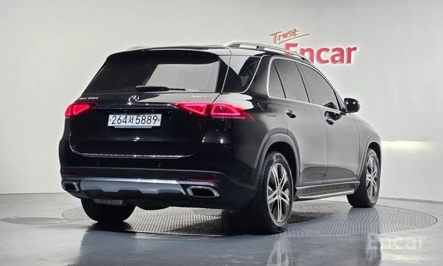 Mercedes-Benz GLE 300 d 4MATIC | ЗАДНА КАМЕРА | KEYLESS | BLIND SPOT | , снимка 2 - Автомобили и джипове - 54494272