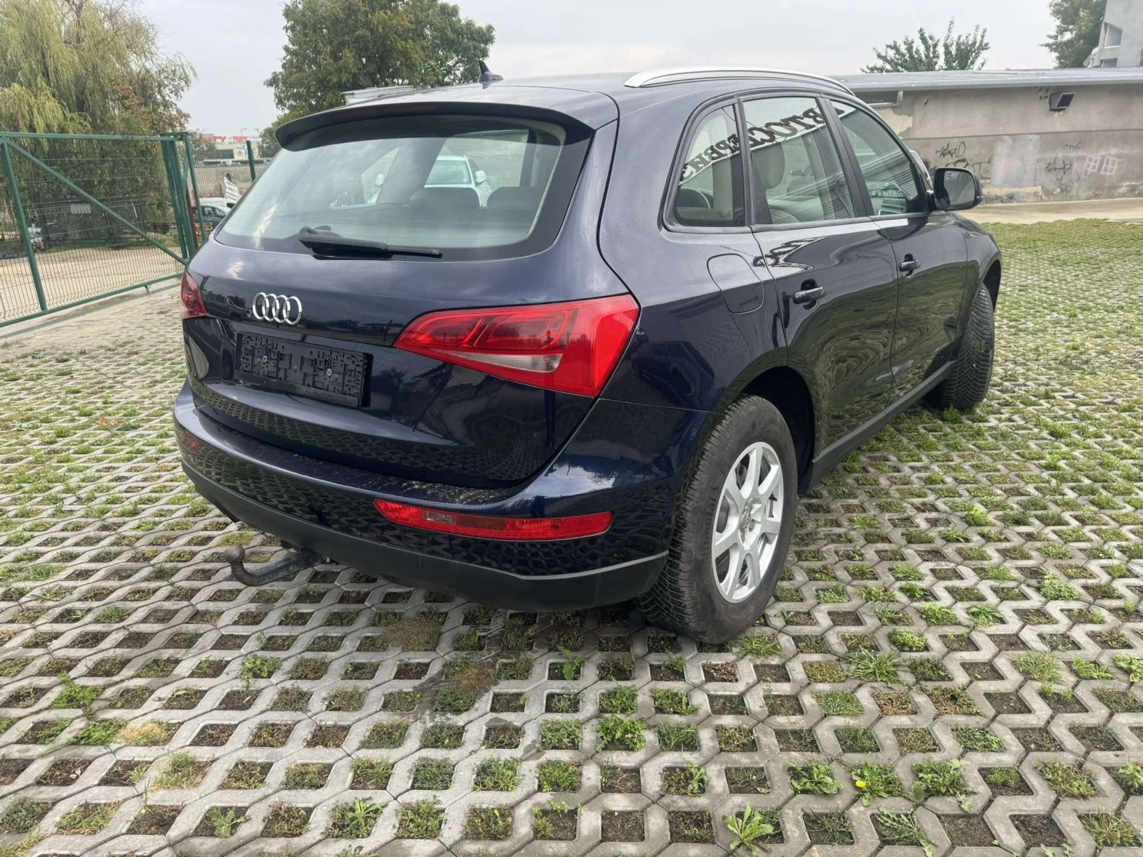 Audi Q5 2.0 Tди 170 к. с.  - изображение 3