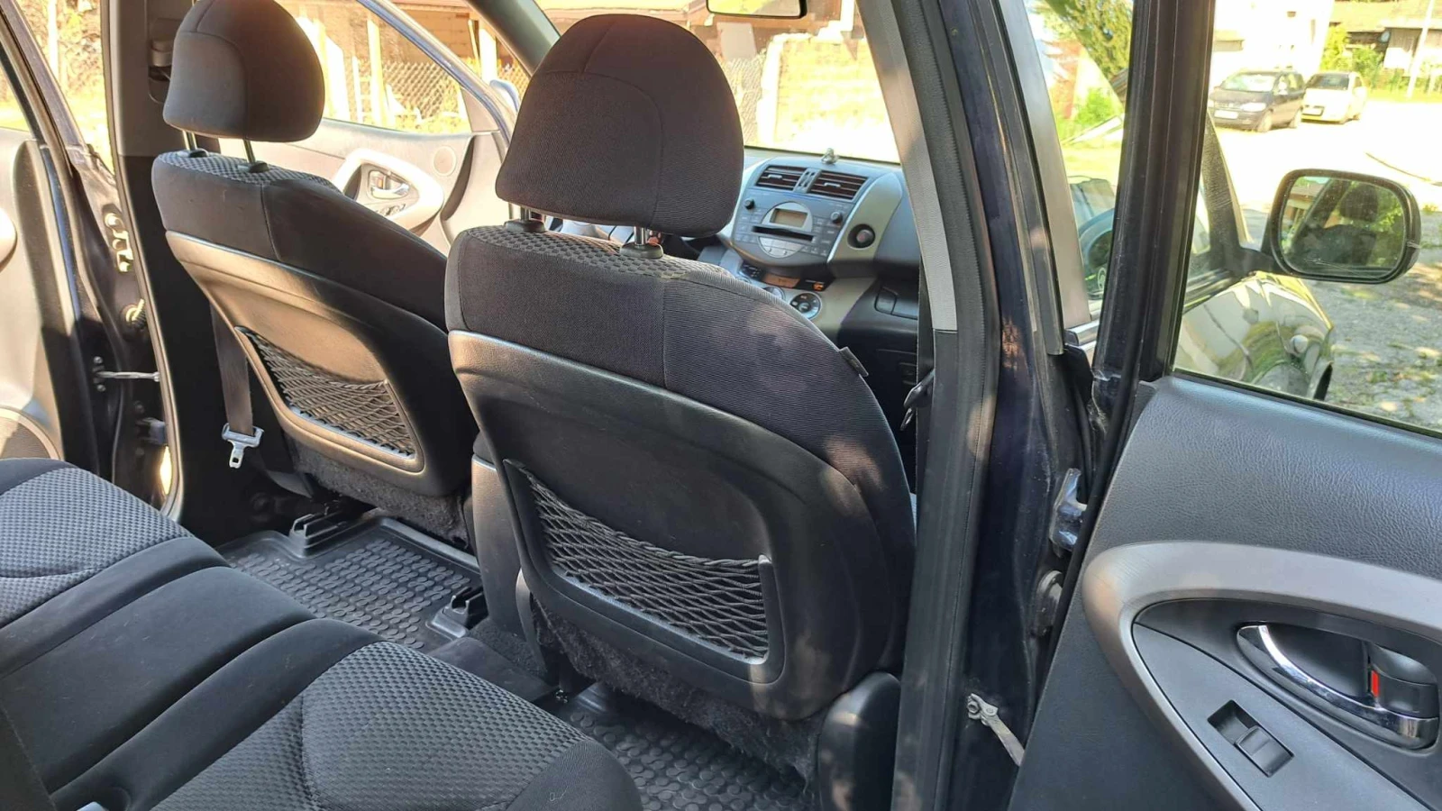 Toyota Rav4 2.2, D4D,  4x4 - изображение 7