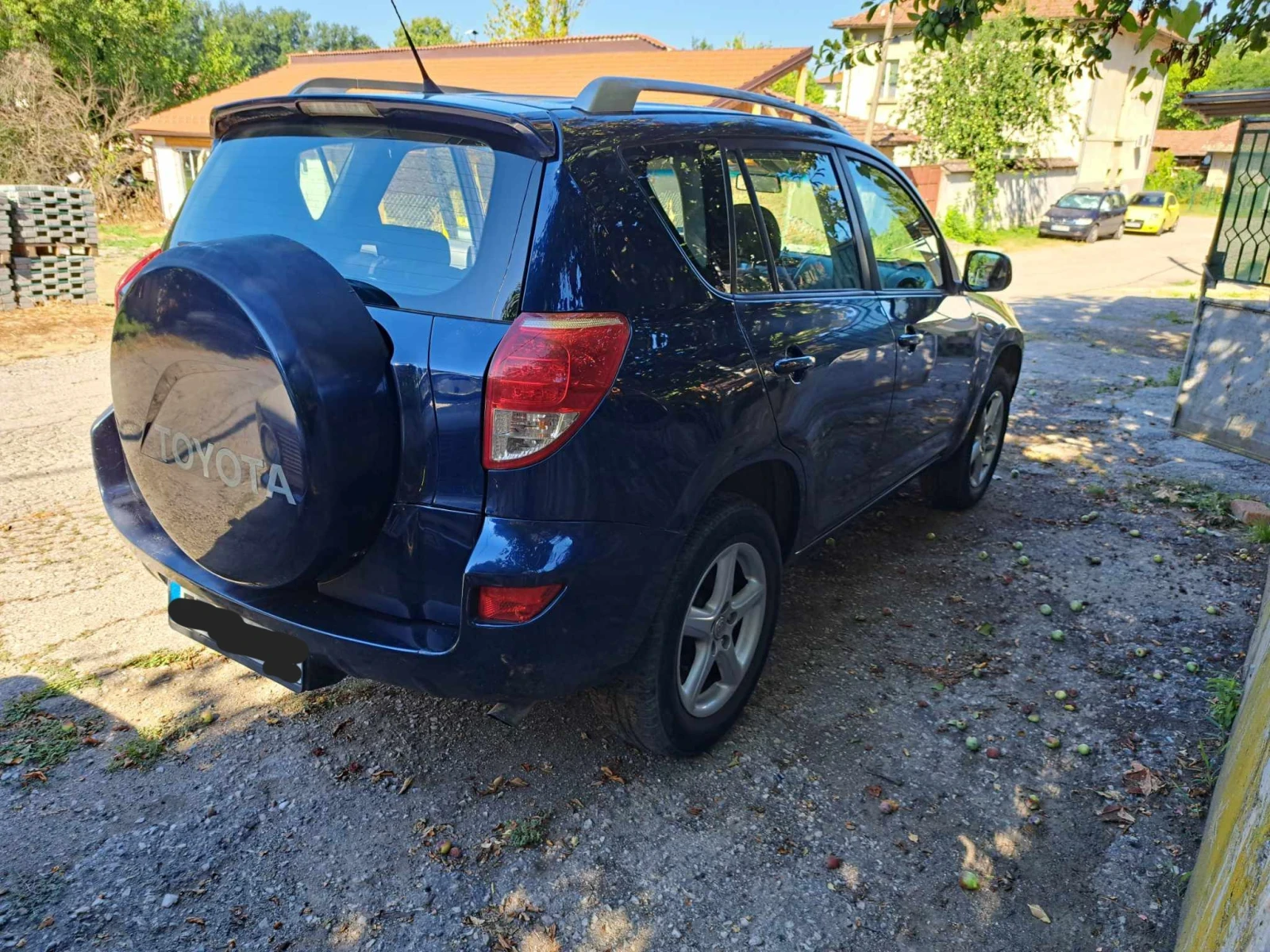 Toyota Rav4 2.2, D4D,  4x4 - изображение 5