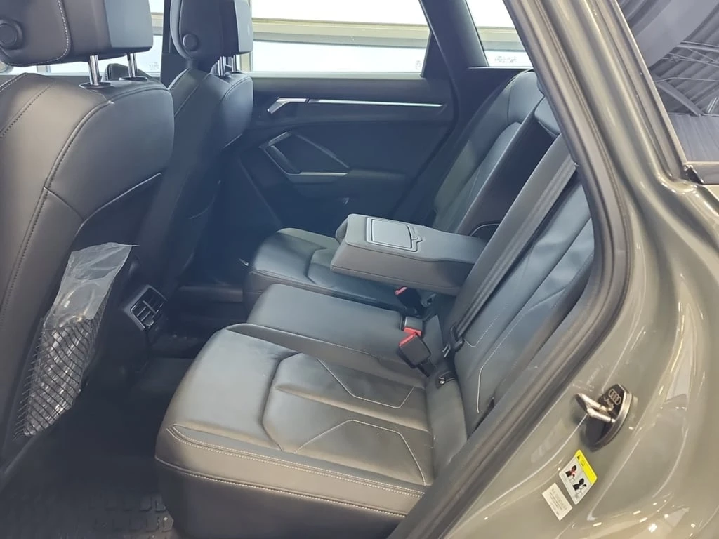 Audi Q3 * TECHNIK * CARFAX * ��� ������������ ������ | Mobile.bg � ����������� 13