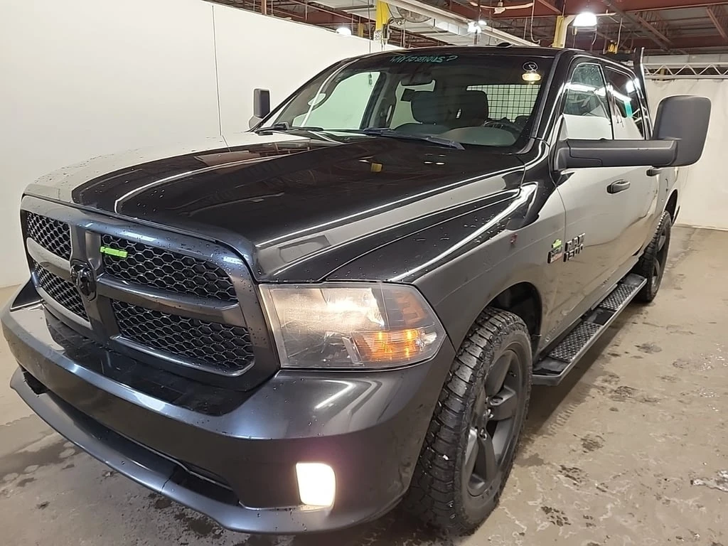 Dodge RAM 1500 * EXPRESS CREW CAB SHORT BED * CARFAX * ��� ������ | Mobile.bg � ����������� 1