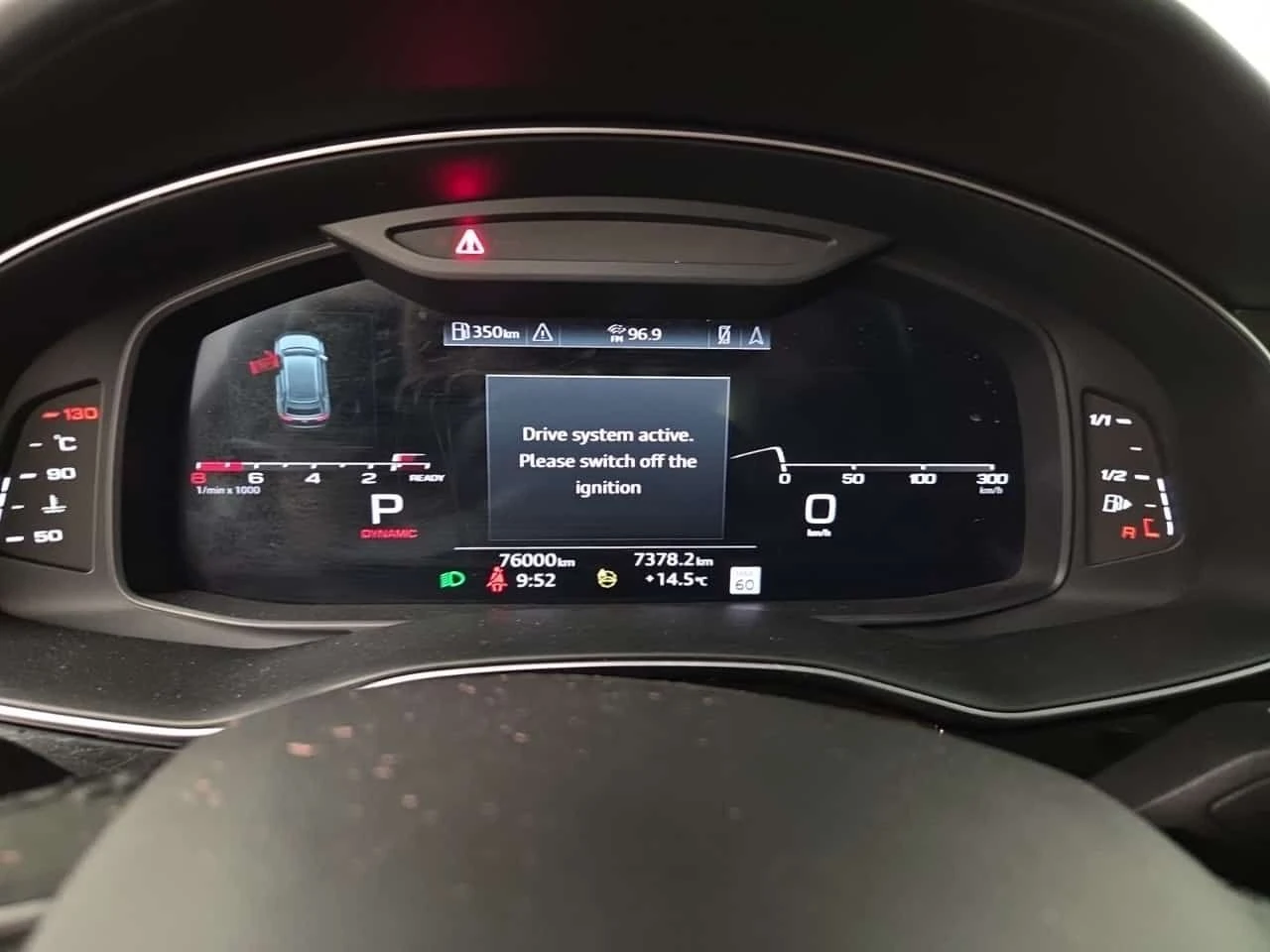 Audi Q8 TECHNIK  CARFAX, снимка 9 - Автомобили и джипове - 54869434