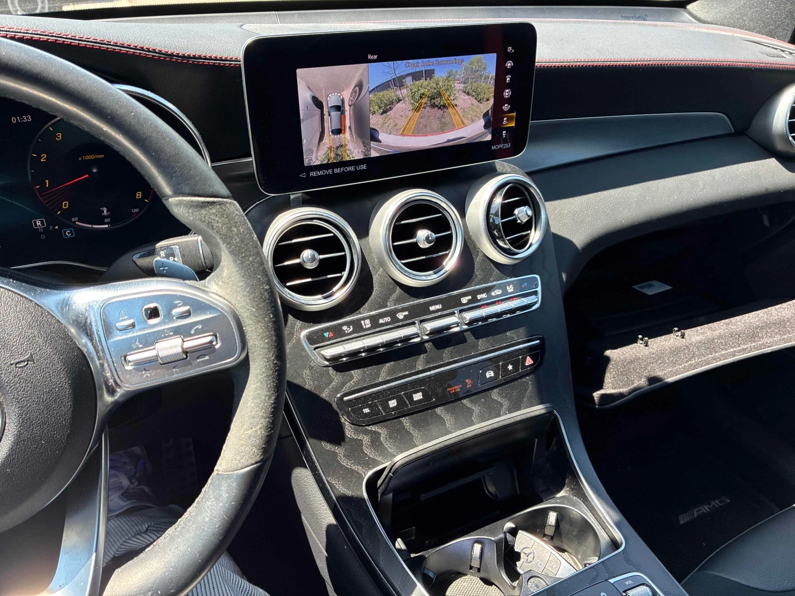 Mercedes-Benz GLC 300 ДИСТРОНИК * ДОГИТАЛНО ТАБЛО * ЧЕРВЕНИ КОЛАНИ * , снимка 7 - Автомобили и джипове - 55254389