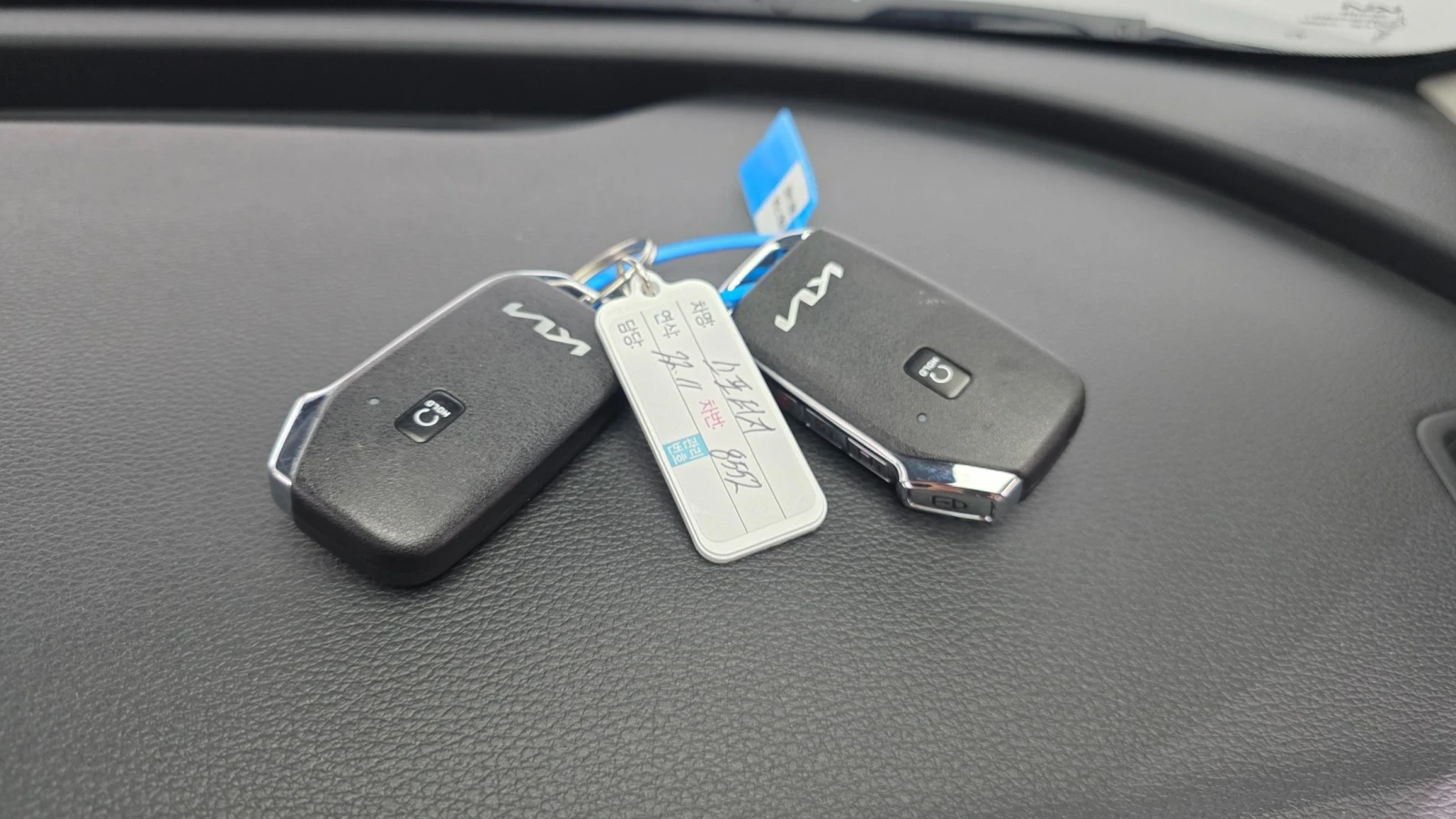 Kia Sportage Hybrid Prestige 4WD, снимка 15 - Автомобили и джипове - 55477077