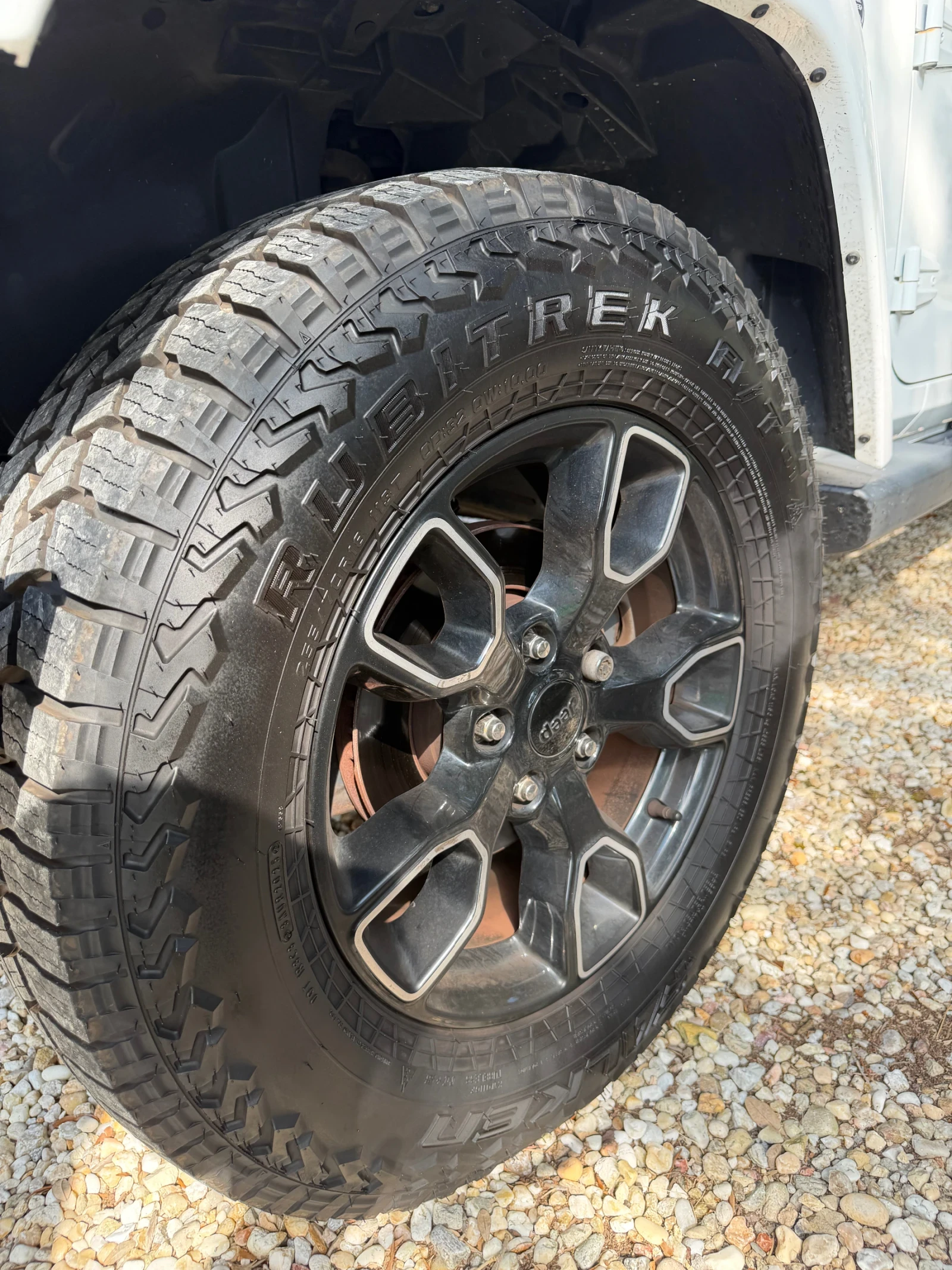 Jeep Wrangler, снимка 6 - Автомобили и джипове - 56567593
