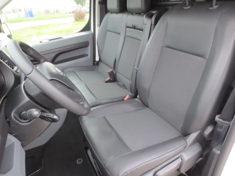 Toyota Proace, снимка 10 - Бусове и автобуси - 55833492