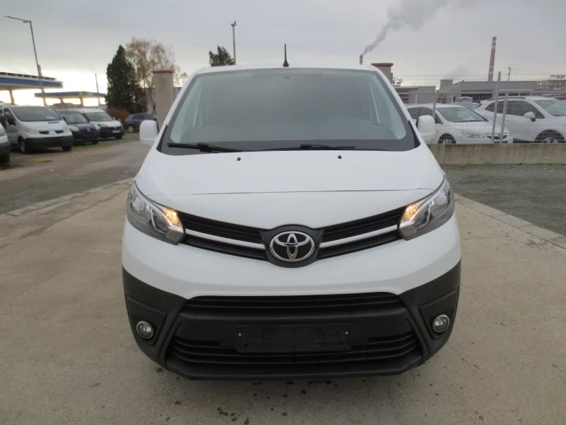 Toyota Proace, снимка 2 - Бусове и автобуси - 55833492