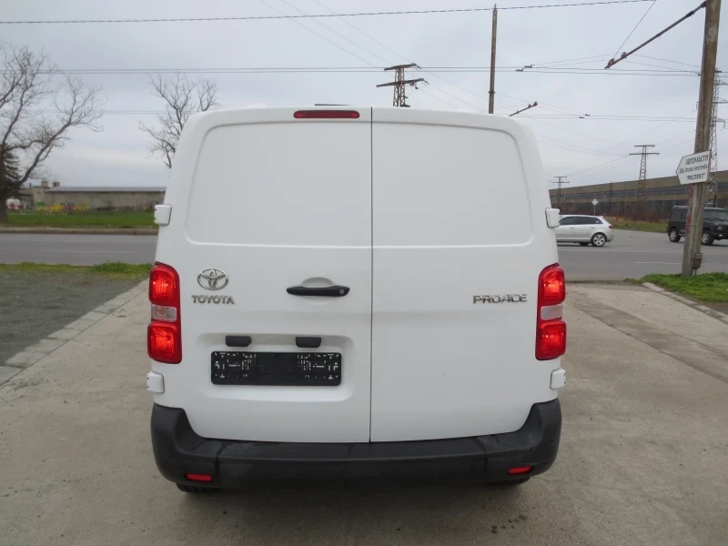 Toyota Proace, снимка 6 - Бусове и автобуси - 55833492