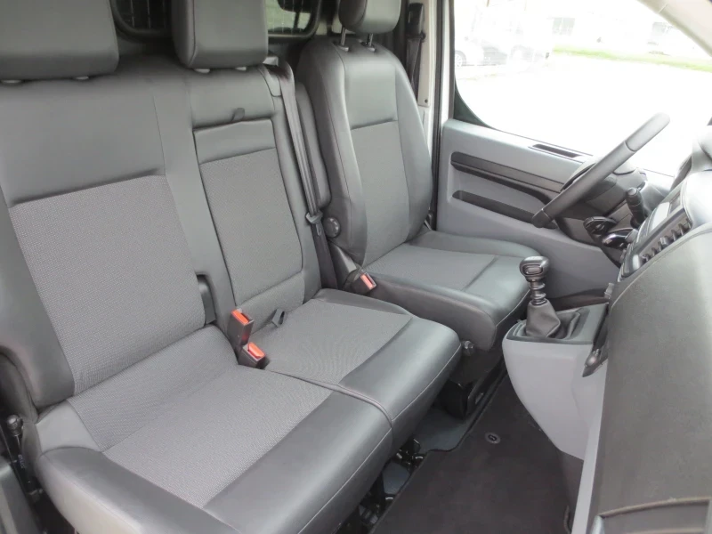 Toyota Proace, снимка 13 - Бусове и автобуси - 55833492