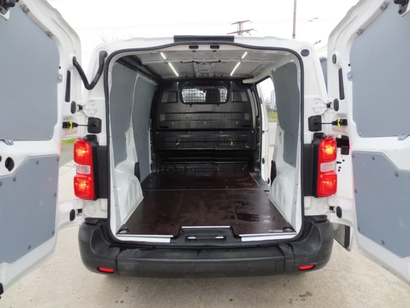 Toyota Proace, снимка 16 - Бусове и автобуси - 55833492