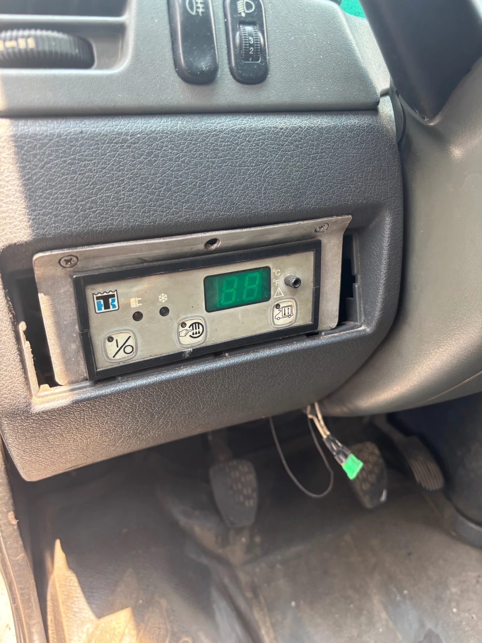 Mercedes-Benz Sprinter Хладилен , снимка 6 - Бусове и автобуси - 55012129