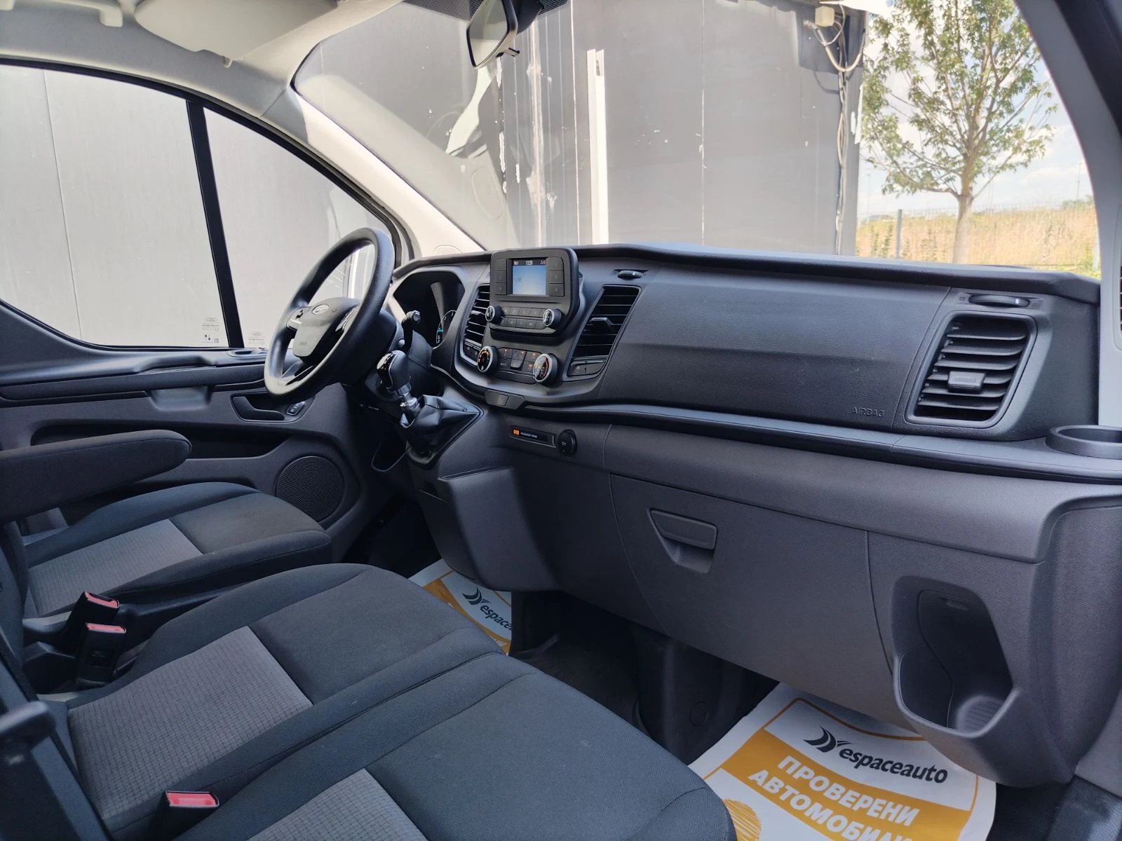 Ford Transit Custom 2.0TDCI/105к.с./EcoBlue/L1H1/8+ 1 места, снимка 13 - Бусове и автобуси - 55836470