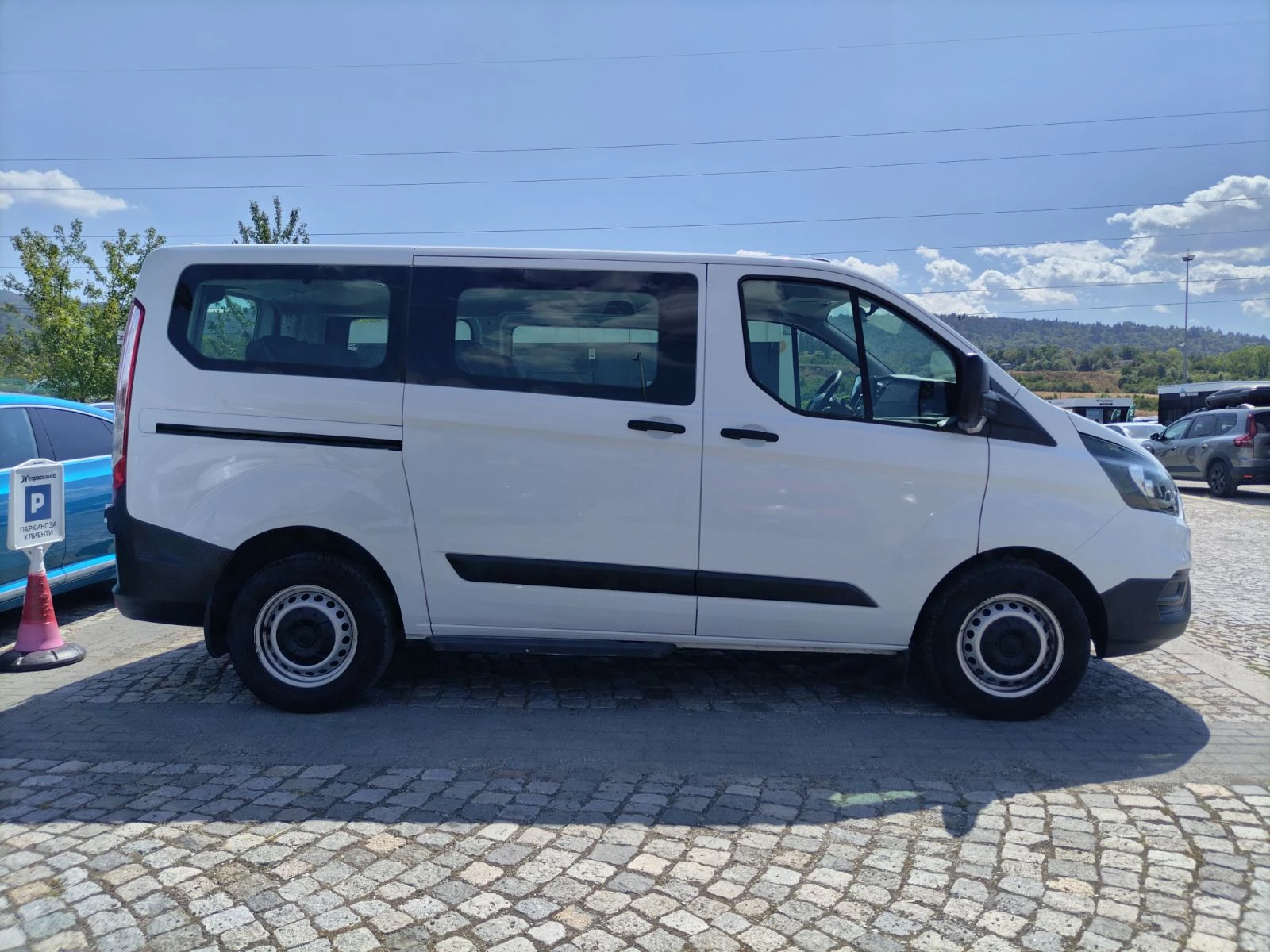 Ford Transit Custom 2.0TDCI/105к.с./EcoBlue/L1H1/8+ 1 места, снимка 8 - Бусове и автобуси - 55836470