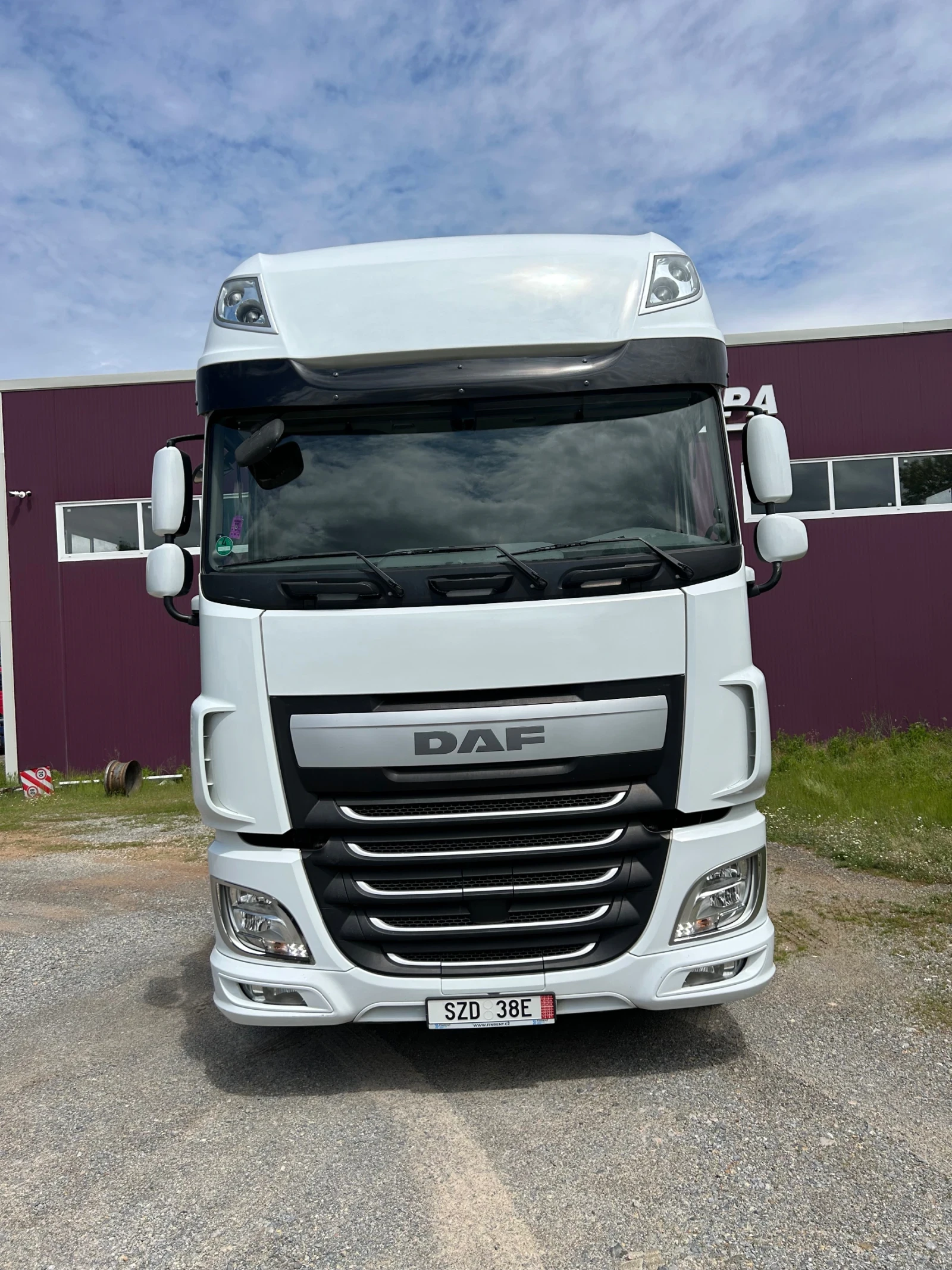 Daf XF 105 615000 kм. 510К - изображение 3
