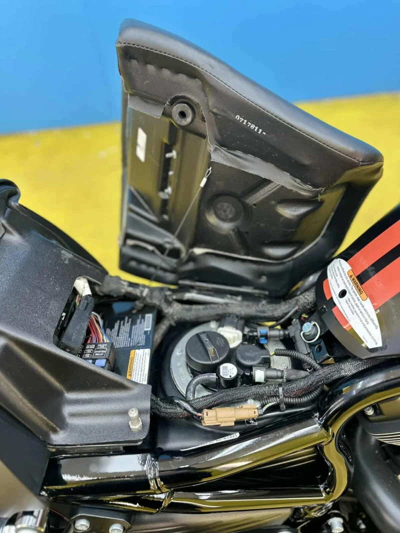 Harley-Davidson V-Rod VRSCR ROAD KING SPECIAL, снимка 5 - Мотоциклети и мототехника - 52772396