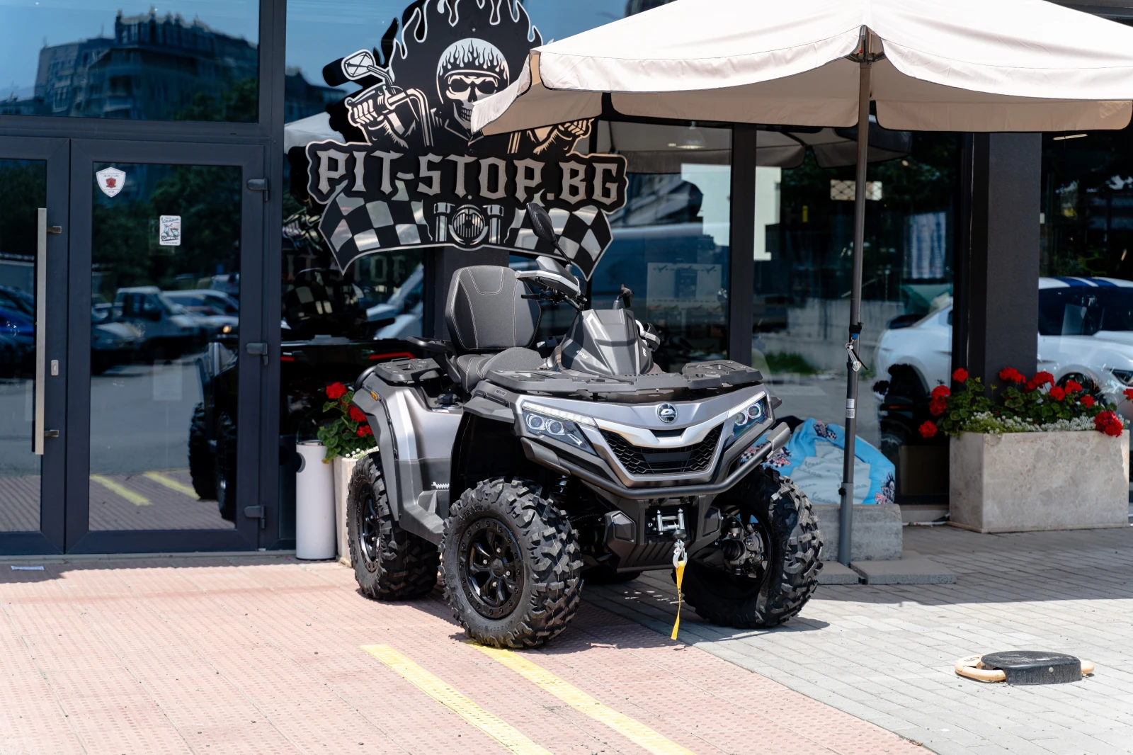 QJMotor SFA 1000, снимка 2 - Мотоциклети и мототехника - 54777006