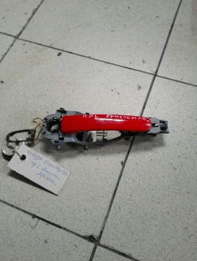 Дръжка врата външна предна лява Шкода Румстер