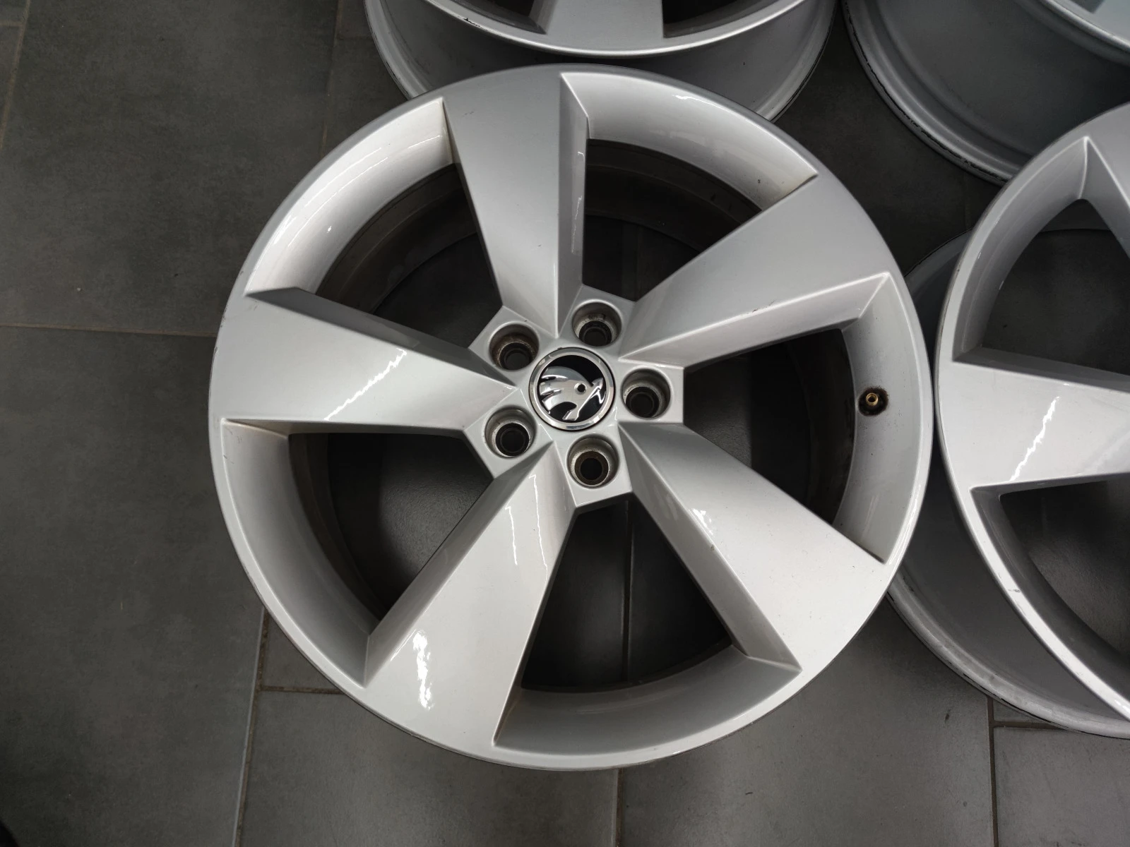   Skoda Fabia | Mobile.bg   9