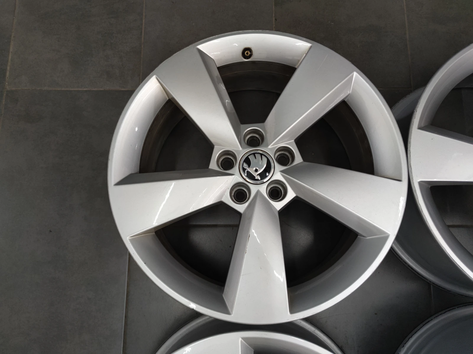   Skoda Fabia | Mobile.bg   7