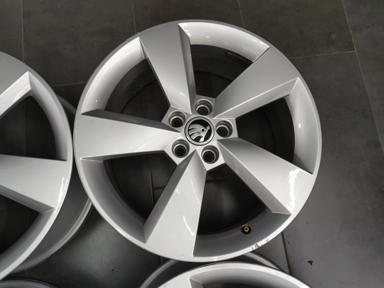   Skoda Fabia | Mobile.bg   8