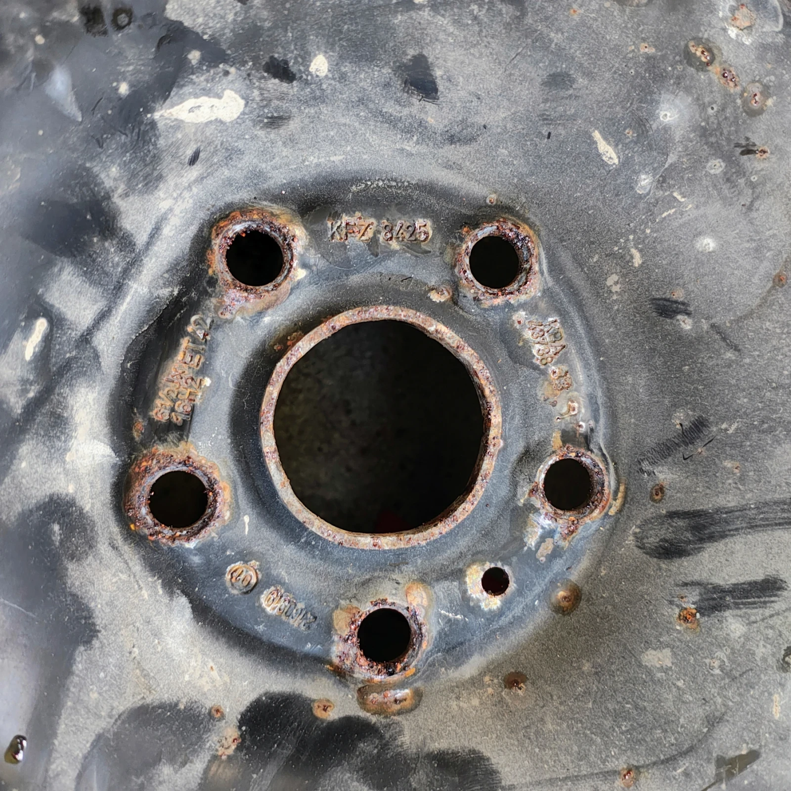 ���� � ������ 205/55R16 | Mobile.bg � ����������� 4