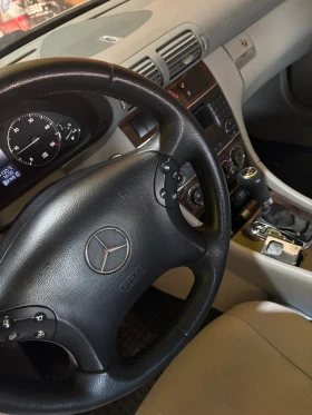 Mercedes-Benz C 200, снимка 4